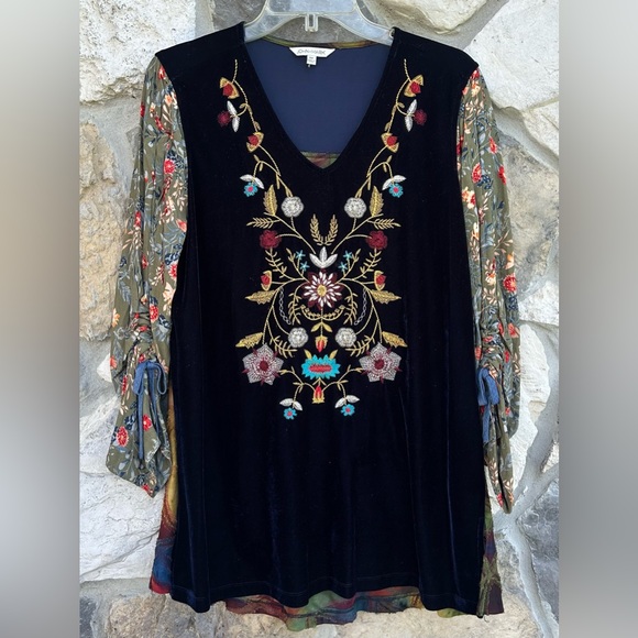 John Mark Tunic Blouse Sz M Blue Velvet Embroidered Bohemian Mixed Media Peasant - Picture 1 of 4